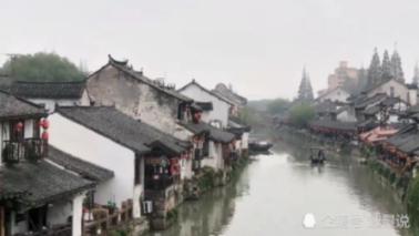 明明车里也不脏，为什么总感觉车里有股异味呢？游戏画面